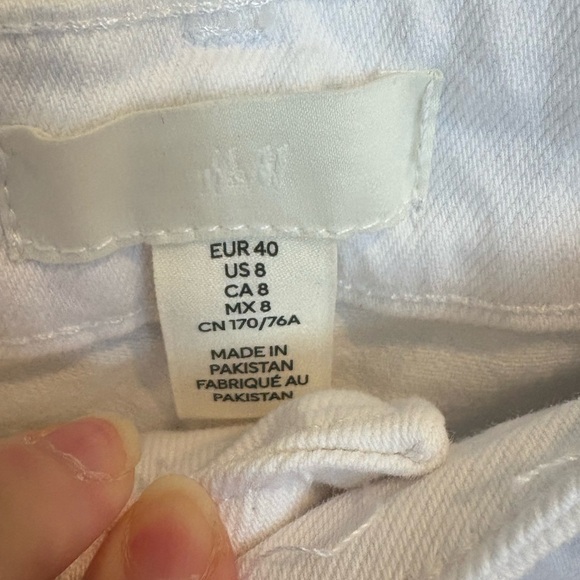 Women's White H&M Jeans - Picture 2 of 3